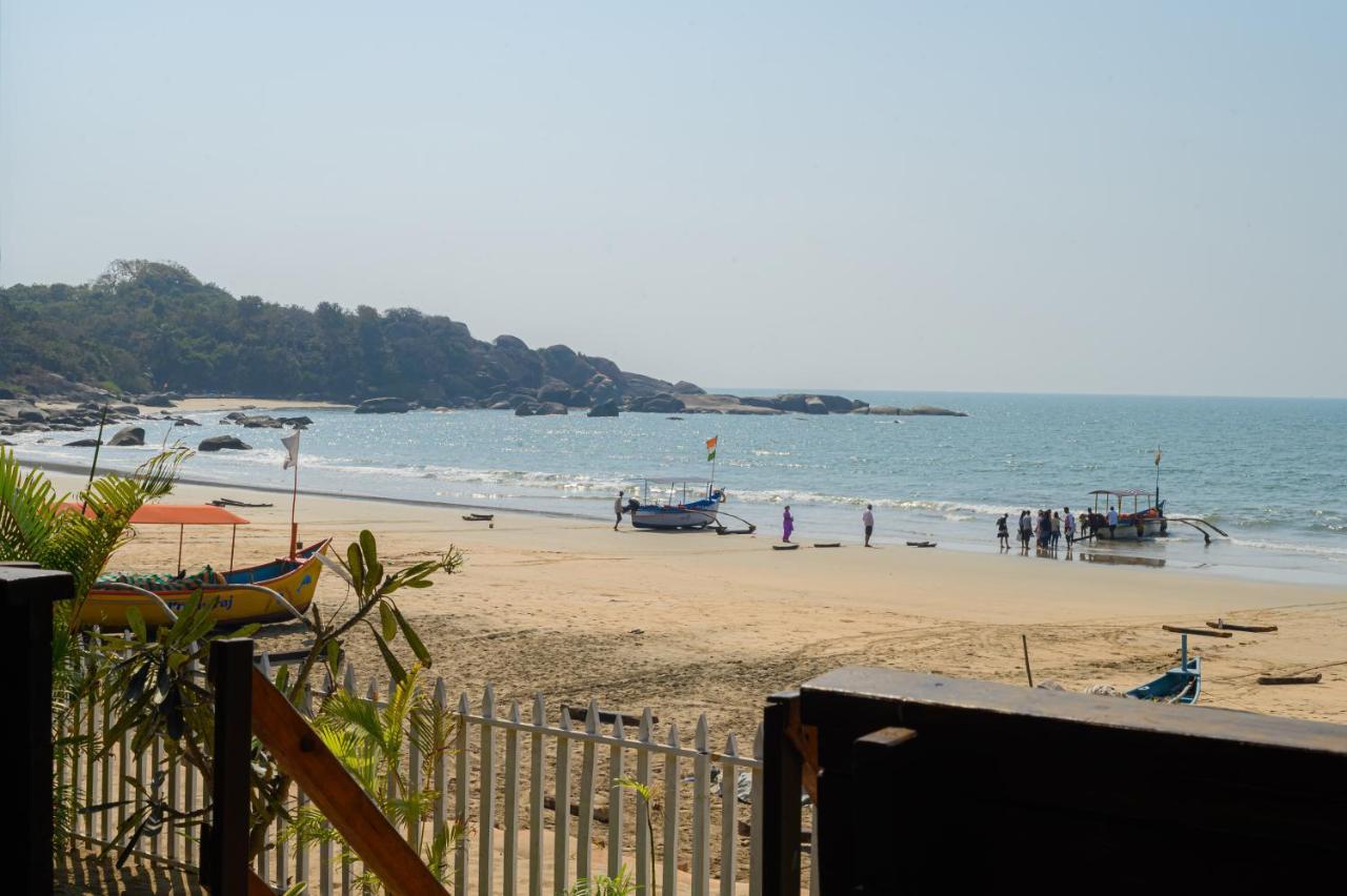 Summer Sky Agonda
